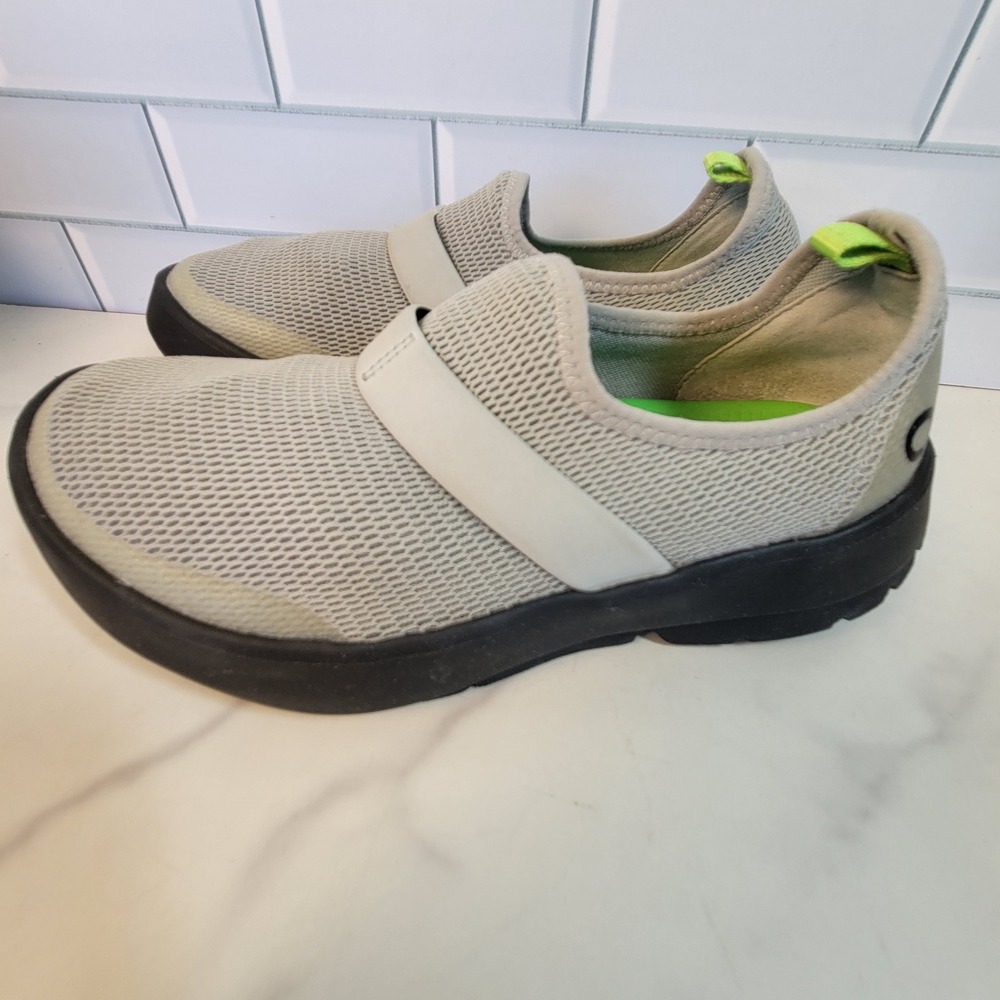 OOFOS OOmg eeZee Low Womens Size 5 Casual Walking Slip On Recovery Shoes Tan